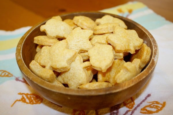 Cheese Snack Crackers Recipe~ Buggy and Buddy