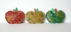 Fall Craft for Kids: Stuffed Paper Apples - Buggy and Buddy