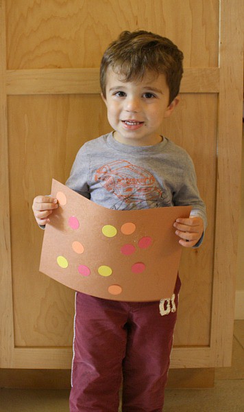 Invitation to Create: Fall Colored Circle Art for Toddlers~ Buggy and Buddy