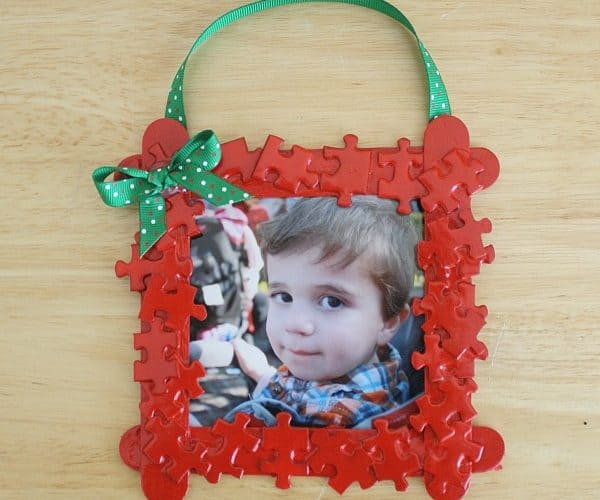 Homemade Christmas Ornament for Kids: Puzzle Piece Christmas Ornament Frame~ Buggy and Buddy