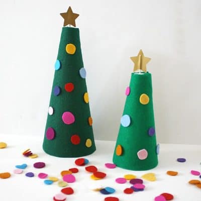 Decorate the Felt Christmas Tree Activity for Kids