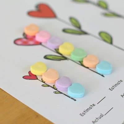 Valentine Party Ideas: Measuring with Candy Hearts (Free Printable)