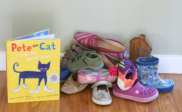 Shoe Sorting Activity Based on Pete the Cat I Love My White Shoes~ BuggyandBuddy.com