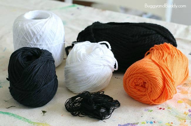 yarn in Halloween colors