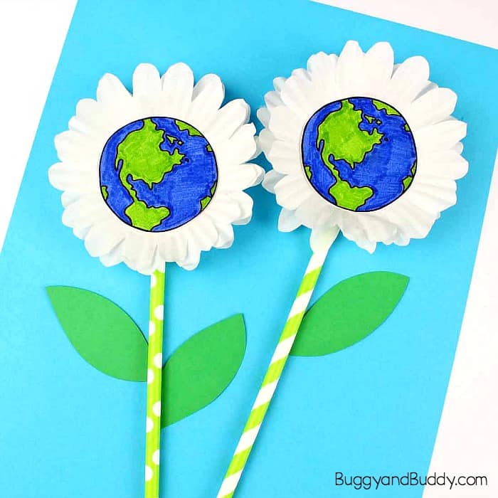 Earth Day Craft for Kids: Cupcake liner daisy flower