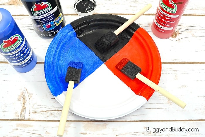 paint your segmented plate blue, red, and black