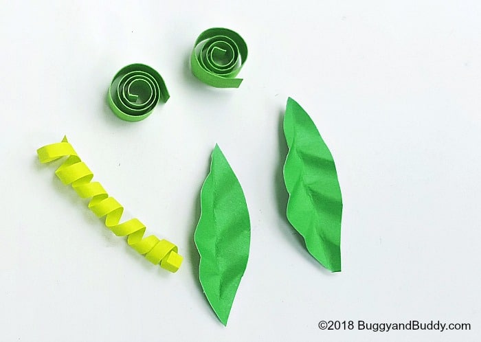 make your leaves pumpkin vines with green paper